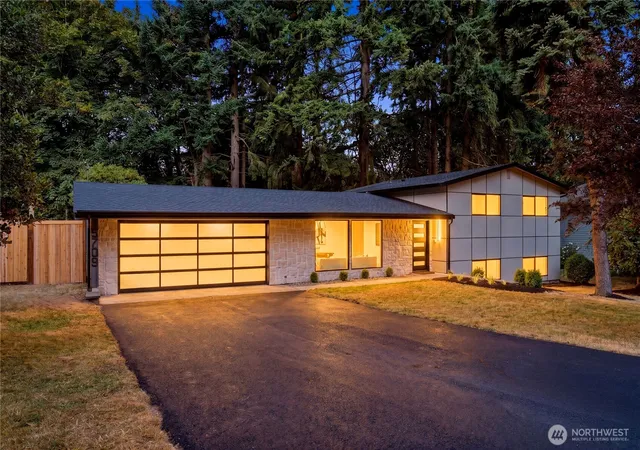 Photo 1 of Single family home for sale at 15709 76th Place Ne, Kenmore, WA 98028 | MLS# NWM2561125 | Listing updated on 2026-10-01