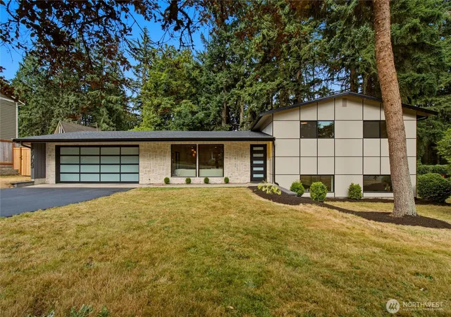 Photo 3 of Single family home for sale at 15709 76th Place NE, Kenmore, WA 98028 | MLS# NWM2561125 | Listing updated on 2026-10-01