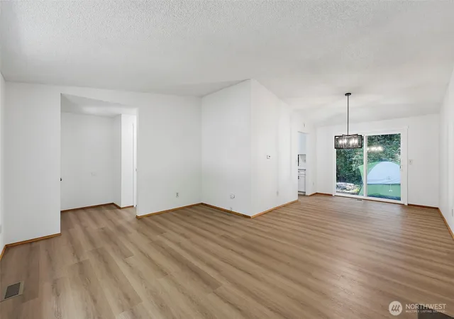 Photo 4 of Sale Pending at 524 Choker Ct SE, Lacey, WA 98503 | MLS# NWM2561131 | Listing updated on 2026-09-28