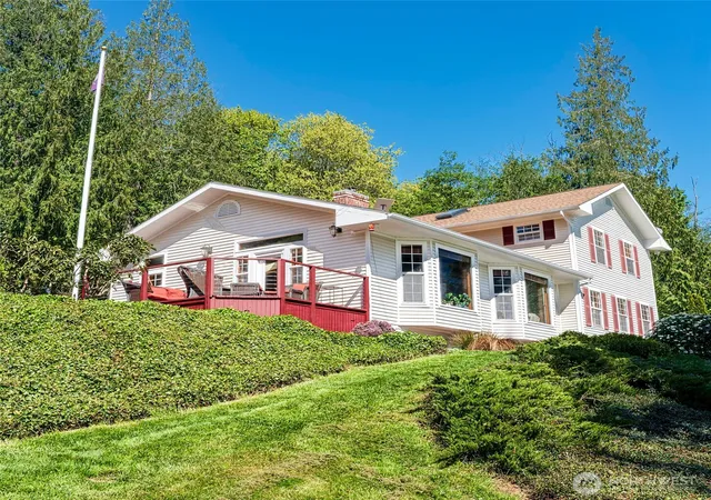 Photo 3 of Single family home for sale at 485 S Vesper Way, Camano Island, WA 98282 | MLS# NWM2561158 | Listing updated on 2026-09-19
