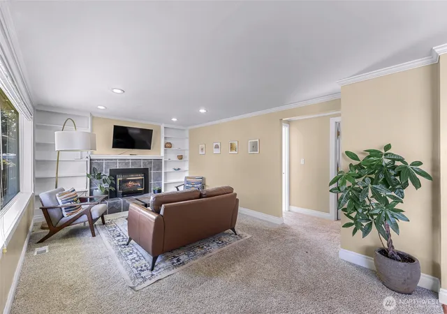 Photo 4 of Single family home for sale at 1505 39th Street, Anacortes, WA 98221 | MLS# NWM2561186 | Listing updated on 2026-09-29