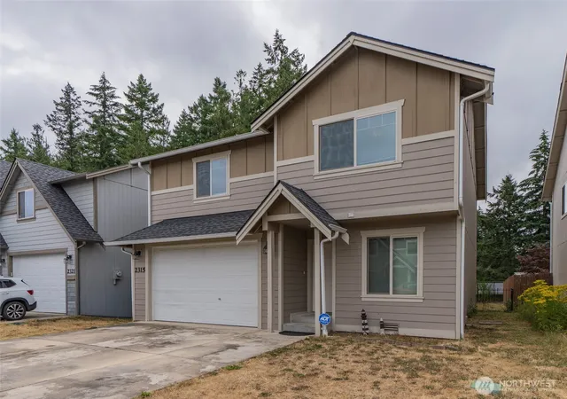 Photo 3 of Single family home for sale at 2315 Se Kelby Cir, Port Orchard, WA 98366 | MLS# NWM2561188 | Listing updated on 2026-09-23
