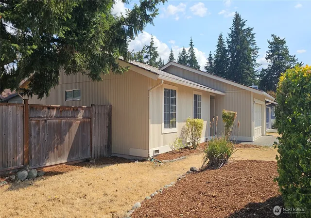 Photo 3 of Single family home for sale at 26018 191st Place Se, Covington, WA 98042 | MLS# NWM2561207 | Listing updated on 2026-09-30