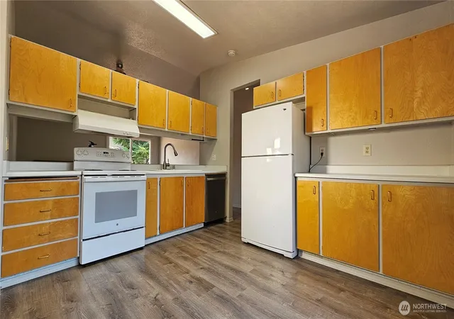 Photo 4 of Single family home for sale at 26018 191st Place SE, Covington, WA 98042 | MLS# NWM2561207 | Listing updated on 2026-09-30