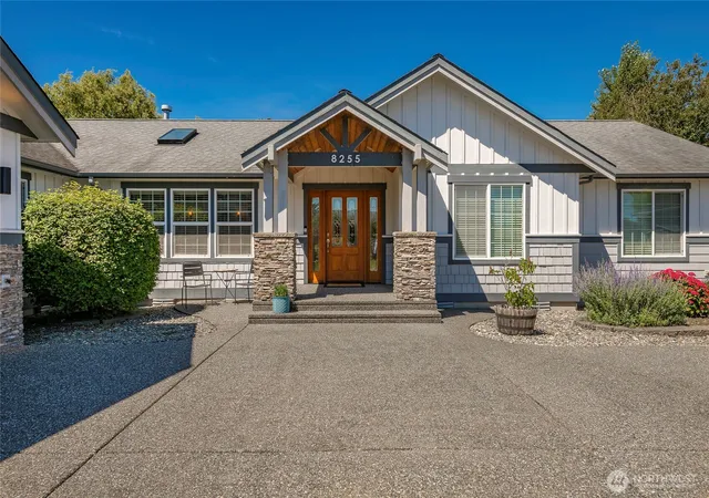 Photo 3 of Single family home for sale at 8255 Snohomish Rd, Blaine, WA 98230 | MLS# NWM2561228 | Listing updated on 2026-09-29