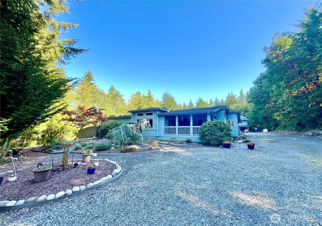 Photo 1 of Manufactured home for sale at 332 Rhododendron Dr, Sequim, WA 98382 | MLS# NWM2561241 | Listing updated on 2026-09-21