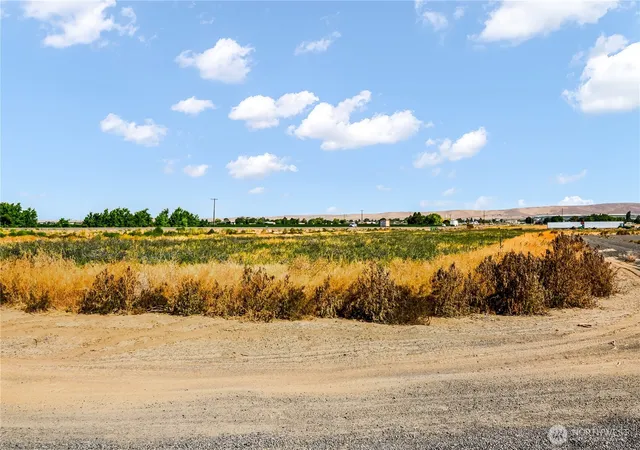 Photo 1 of Land for sale at 0 Sr 281 N #18, Quincy, WA 98848 | MLS# NWM2561242 | Listing updated on 2026-09-23