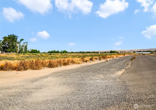 Photo 2 of Land for sale at 0 Sr 281 N #18, Quincy, WA 98848 | MLS# NWM2561242 | Listing updated on 2026-09-23