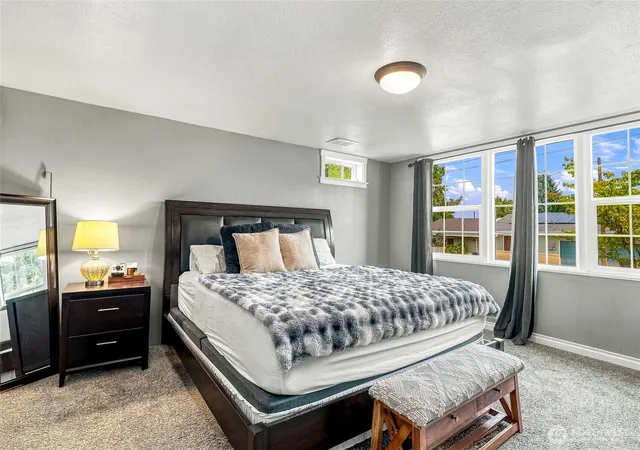 Photo 3 of Single family home for sale at 412 SE 5th Street, College Place, WA 99324 | MLS# NWM2561246 | Listing updated on 2026-09-23
