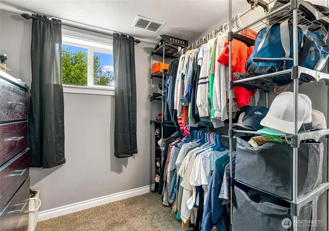 Photo 4 of Single family home for sale at 412 SE 5th Street, College Place, WA 99324 | MLS# NWM2561246 | Listing updated on 2026-09-23