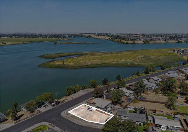 Photo 3 of Land for sale at 0 W Marina Dr, Moses Lake, WA 98837 | MLS# NWM2561264 | Listing updated on 2026-09-23