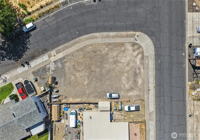 Photo 4 of Land for sale at 0 W Marina Dr, Moses Lake, WA 98837 | MLS# NWM2561264 | Listing updated on 2026-09-23