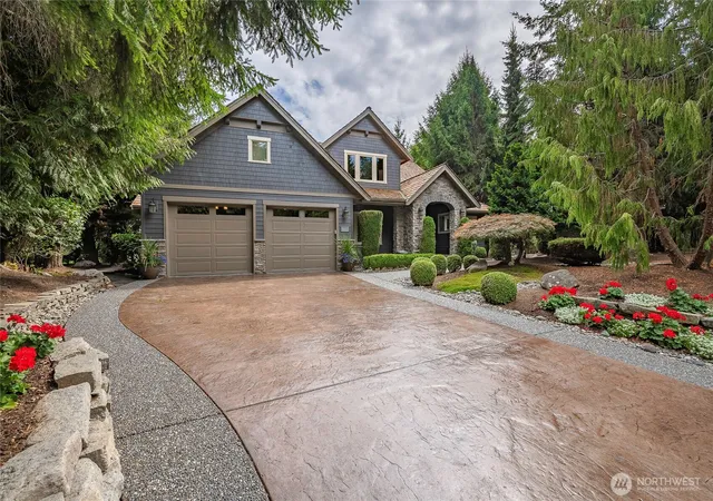 Photo 2 of Single family home for sale at 8660 Great Horned Owl Ln, Blaine, WA 98230 | MLS# NWM2561266 | Listing updated on 2026-09-22