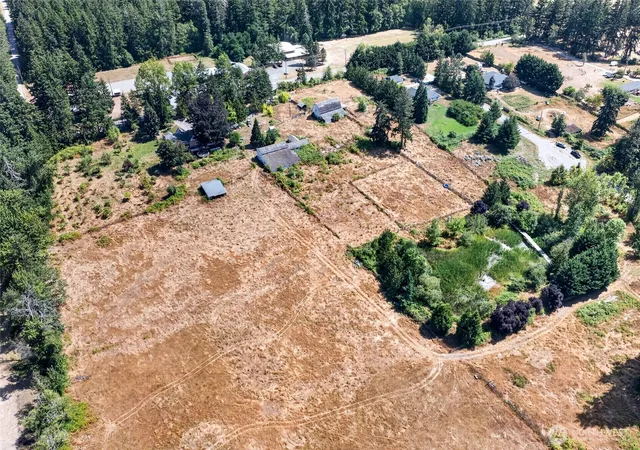 Photo 3 of Single family home for sale at 32022 8th Avenue S, Roy, WA 98580 | MLS# NWM2561282 | Listing updated on 2026-09-23