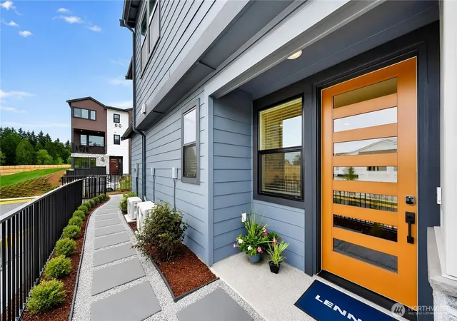 Photo 2 of Sale Pending at 9405 Paradise Lake Rd #NN1, Snohomish, WA 98296 | MLS# NWM2561291 | Listing updated on 2026-09-25