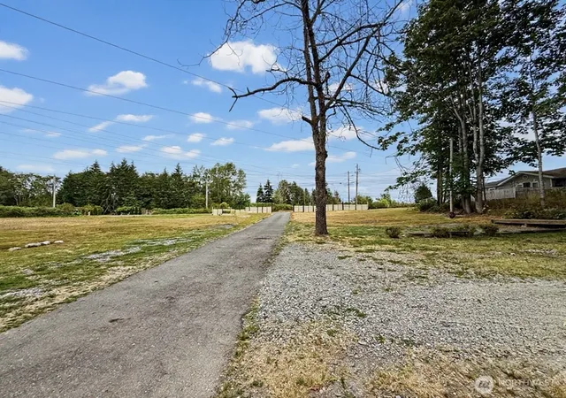 Photo 3 of Single family home for sale at 16457 113th Avenue SE, Renton, WA 98055 | MLS# NWM2561299 | Listing updated on 2026-09-23