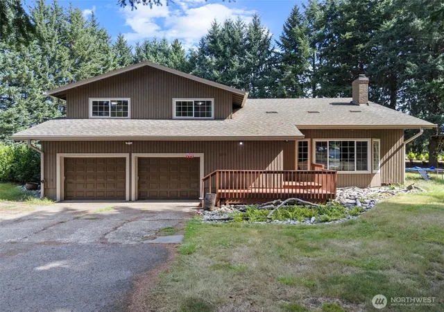 Photo 2 of Single family home for sale at 15711 Ne 117th Court, Brush Prairie, WA 98606 | MLS# NWM2561302 | Listing updated on 2026-09-29