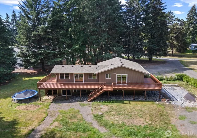 Photo 3 of Single family home for sale at 15711 NE 117th Court, Brush Prairie, WA 98606 | MLS# NWM2561302 | Listing updated on 2026-09-29