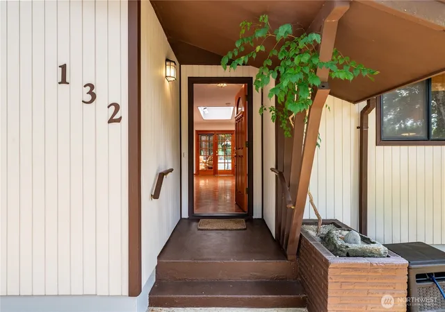 Photo 3 of Single family home for sale at 132 Alpha, Longview, WA 98632 | MLS# NWM2561304 | Listing updated on 2026-09-28