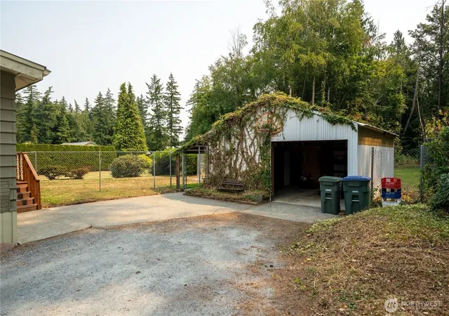 Photo 4 of Sale Pending at 7396 N Enterprise Rd, Ferndale, WA 98248 | MLS# NWM2561319 | Listing updated on 2026-10-01