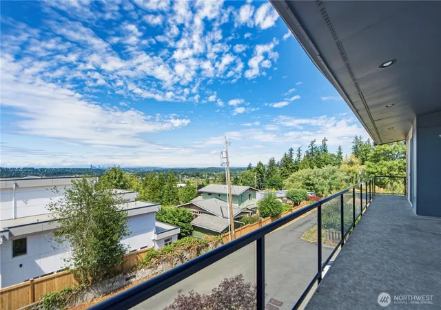 Photo 3 of Sale Pending at 4282 131st Place SE, Bellevue, WA 98006 | MLS# NWM2561343 | Listing updated on 2026-09-25