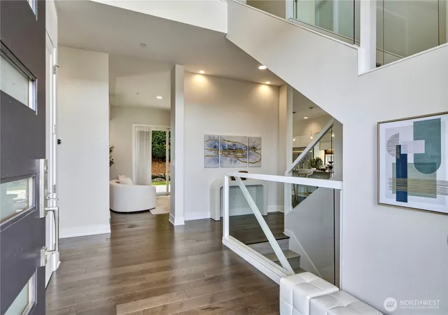 Photo 4 of Sale Pending at 4282 131st Place SE, Bellevue, WA 98006 | MLS# NWM2561343 | Listing updated on 2026-09-25