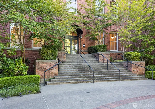 Photo 3 of Condo for sale at 1401 5th Avenue W #305, Seattle, WA 98119 | MLS# NWM2561374 | Listing updated on 2026-09-30