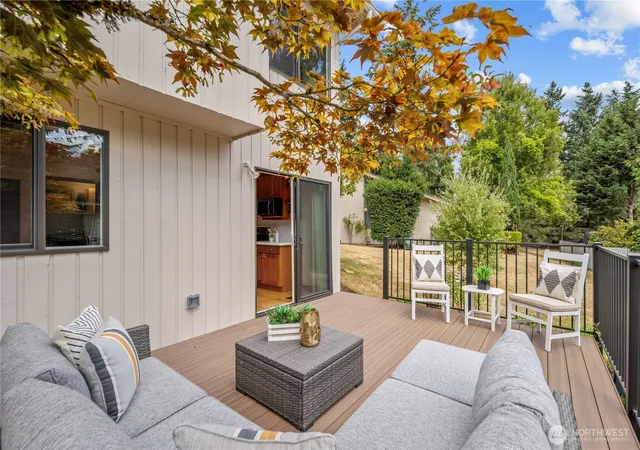 Photo 3 of Single family home for sale at 6318 156th Place Ne, Redmond, WA 98052 | MLS# NWM2561376 | Listing updated on 2026-09-24