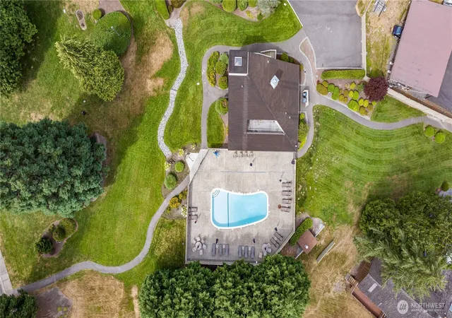 Photo 3 of Single family home for sale at 6318 156th Place NE, Redmond, WA 98052 | MLS# NWM2561376 | Listing updated on 2026-09-24