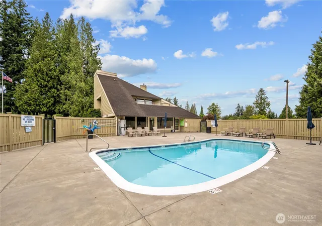 Photo 4 of Single family home for sale at 6318 156th Place NE, Redmond, WA 98052 | MLS# NWM2561376 | Listing updated on 2026-09-24