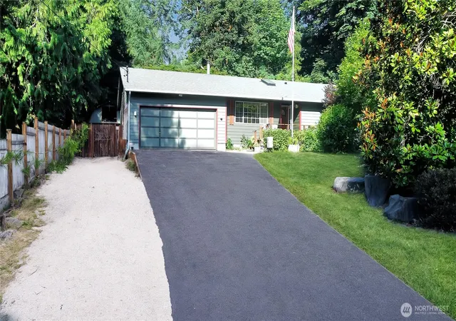 Photo 1 of Sale Pending at 2109 Mark St Ne, Olympia, WA 98516 | MLS# NWM2561383 | Listing updated on 2026-09-16