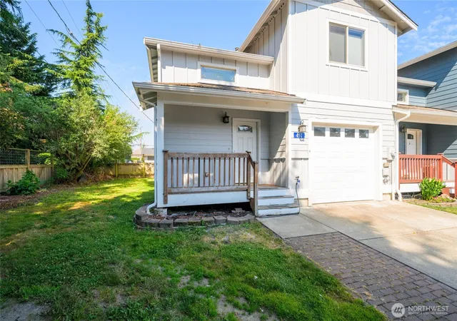 Photo 1 of Townhouse for sale at 497 Harvest Edge Pl, Burlington, WA 98233 | MLS# NWM2561428 | Listing updated on 2026-09-30