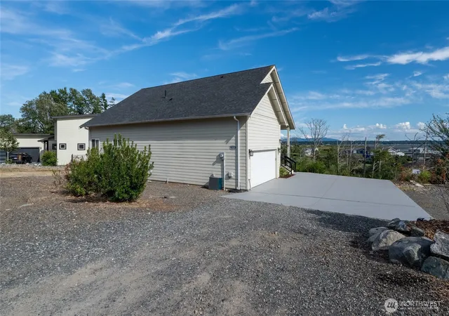 Photo 4 of Single family home for sale at 3691 N Red River Rd, Ferndale, WA 98248 | MLS# NWM2561433 | Listing updated on 2026-09-23