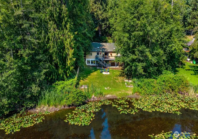 Photo 1 of Sale Pending at 524 Rainbow Dr, Sedro Woolley, WA 98284 | MLS# NWM2561444 | Listing updated on 2026-08-10