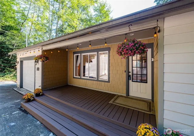 Photo 3 of Sale Pending at 524 Rainbow Dr, Sedro Woolley, WA 98284 | MLS# NWM2561444 | Listing updated on 2026-08-10
