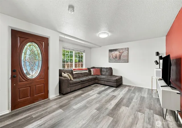 Photo 3 of Sale Pending at 8292 NE Snowberry Loop, Vancouver, WA 98664 | MLS# NWM2561461 | Listing updated on 2026-08-06