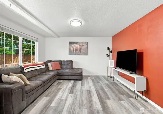 Photo 4 of Sale Pending at 8292 NE Snowberry Loop, Vancouver, WA 98664 | MLS# NWM2561461 | Listing updated on 2026-08-06