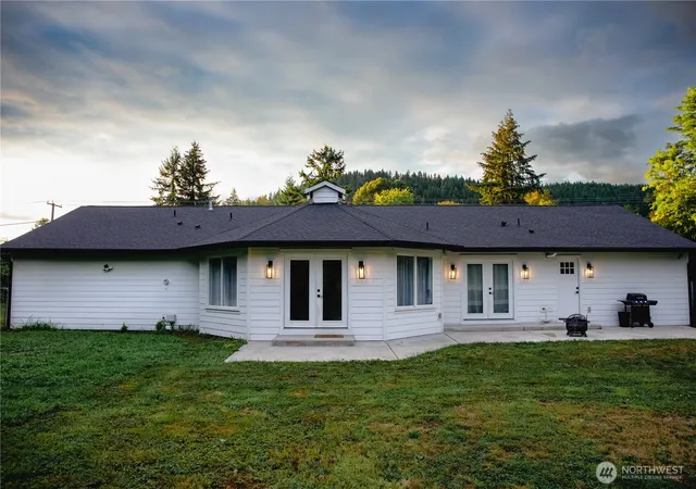Photo 2 of Single family home for sale at 18715 Pioneer Way E, Orting, WA 98360 | MLS# NWM2561464 | Listing updated on 2026-09-23