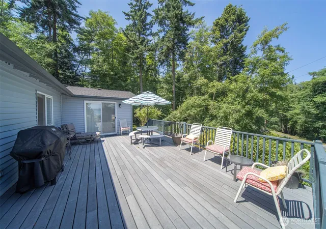Photo 4 of Single family home for sale at 2196 N Bluff Rd, Greenbank, WA 98253 | MLS# NWM2561480 | Listing updated on 2026-09-24