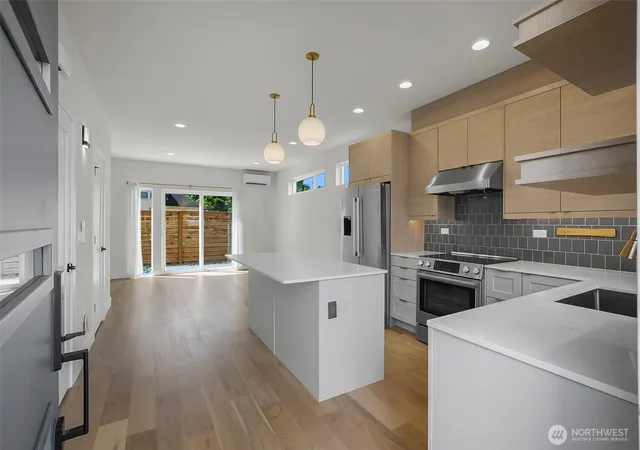 Photo 3 of Single family home for sale at 1129 Northwest 61st #B, Seattle, WA 98107 | MLS# NWM2561489 | Listing updated on 2026-09-26