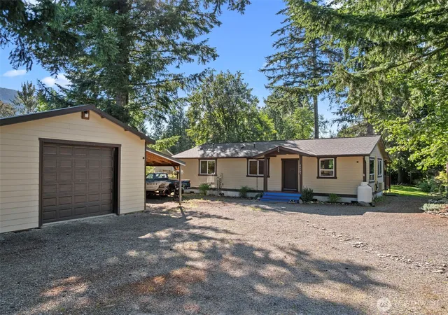 Photo 1 of Single family home for sale at 44303 Pine Rd, Gold Bar, WA 98251 | MLS# NWM2561495 | Listing updated on 2026-09-23