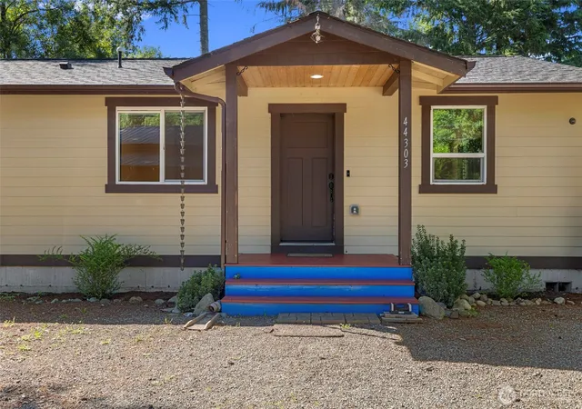Photo 2 of Single family home for sale at 44303 Pine Rd, Gold Bar, WA 98251 | MLS# NWM2561495 | Listing updated on 2026-09-23