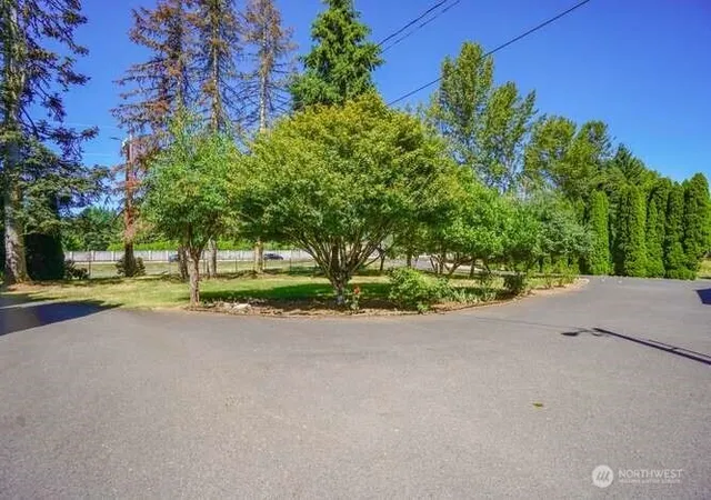 Photo 4 of Manufactured home for sale at 18103 NE 122nd Avenue, Battle Ground, WA 98604 | MLS# NWM2561524 | Listing updated on 2026-09-23