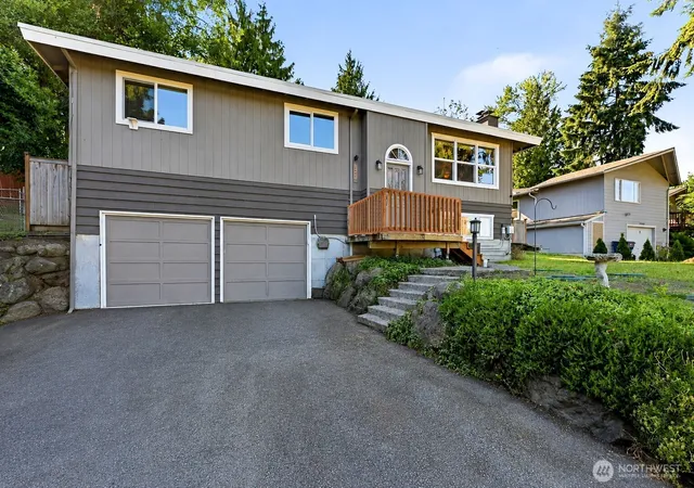 Photo 1 of Sale Pending at 34413 28th Place Sw, Federal Way, WA 98023 | MLS# NWM2561529 | Listing updated on 2026-09-25