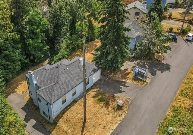 Photo 3 of House for sale at 13622 51st Avenue S, Tukwila, WA 98168 | MLS# NWM2561535 | Listing updated on 2026-09-23