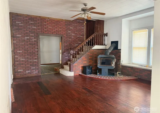 Photo 3 of Sale Pending at 203 E Patit St, Dayton, WA 99328 | MLS# NWM2561536 | Listing updated on 2026-10-07