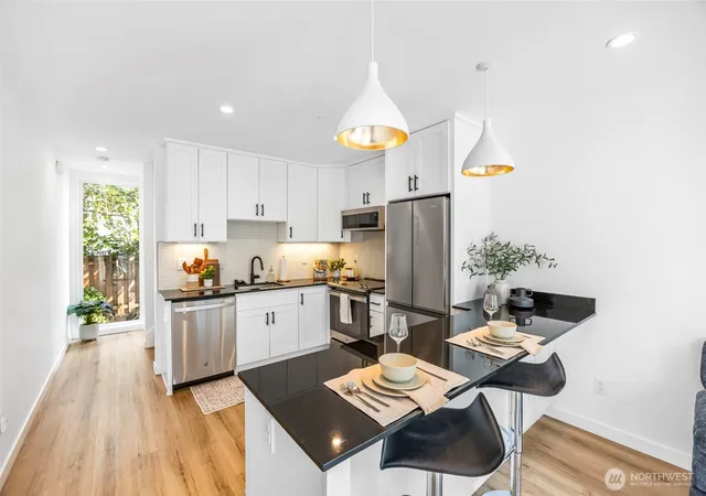 Photo 2 of Townhouse for sale at 1906 S State St, Seattle, WA 98144 | MLS# NWM2561552 | Listing updated on 2026-09-23