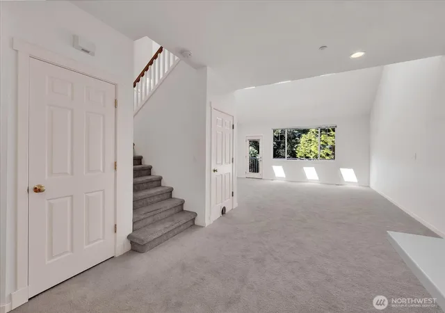 Photo 3 of Townhouse for sale at 15414 135th Place NE #32A, Woodinville, WA 98072 | MLS# NWM2561557 | Listing updated on 2026-09-23