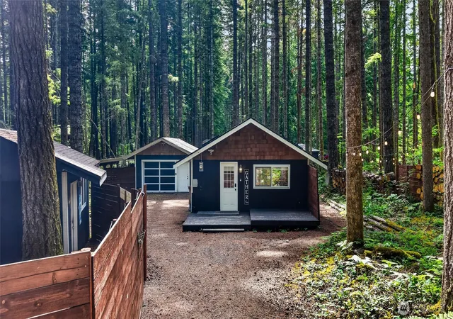 Single family home for sale at 56118 343rd Avenue Ct E, Ashford, WA 98304 | MLS# NWM2561596