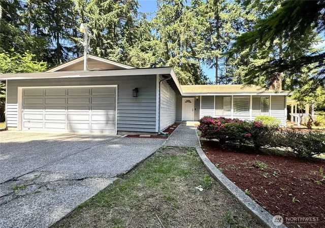 Photo 1 of Sale Pending at 12602 Military Rd E, Puyallup, WA 98374 | MLS# NWM2561599 | Listing updated on 2026-09-29